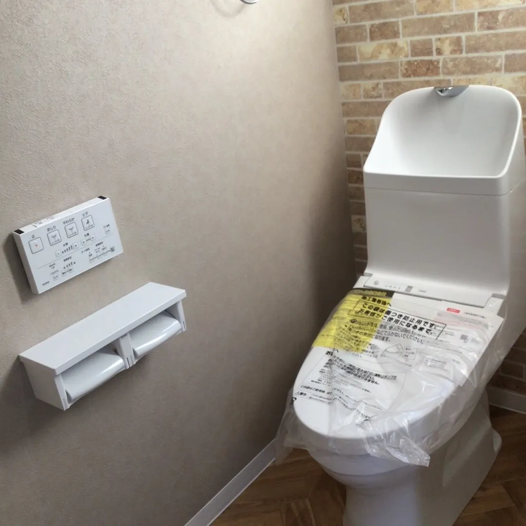 トイレのアクセントクロス