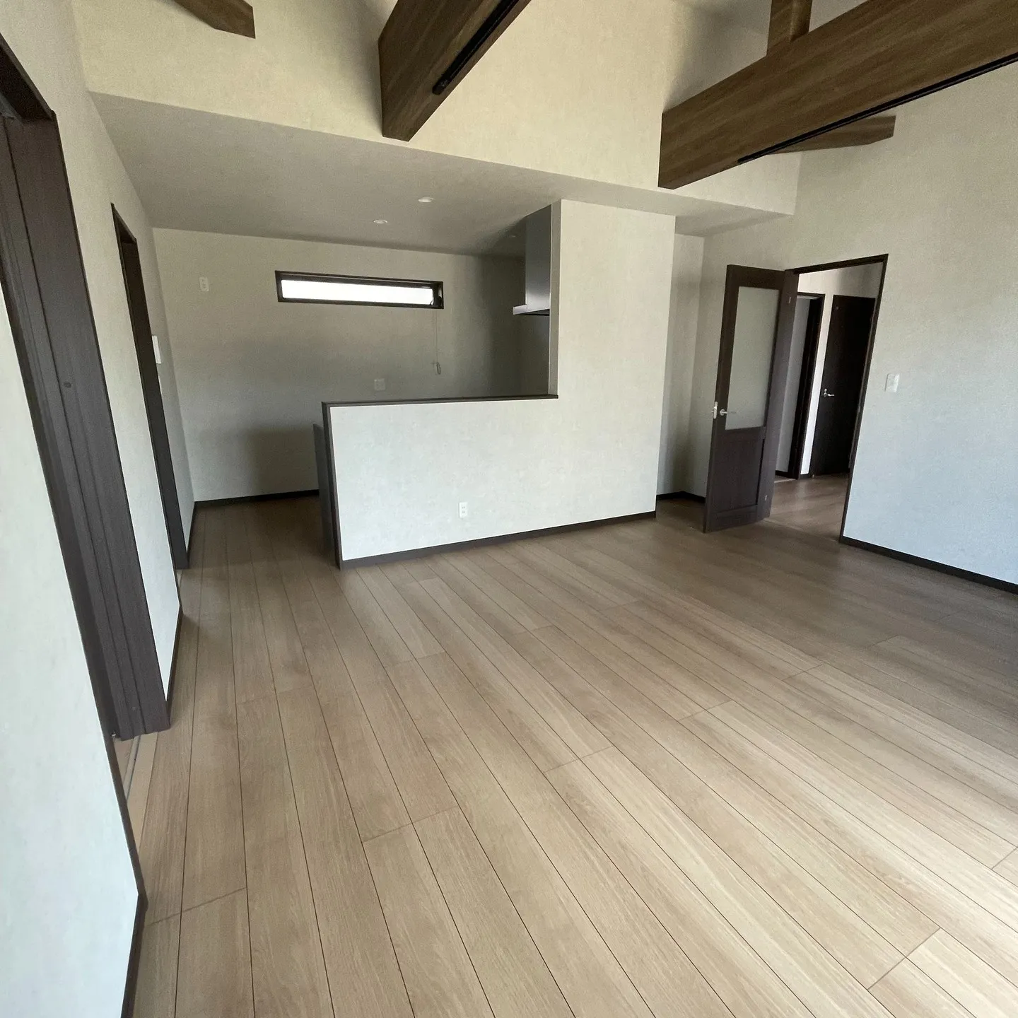 空間を広く感じさせる工夫