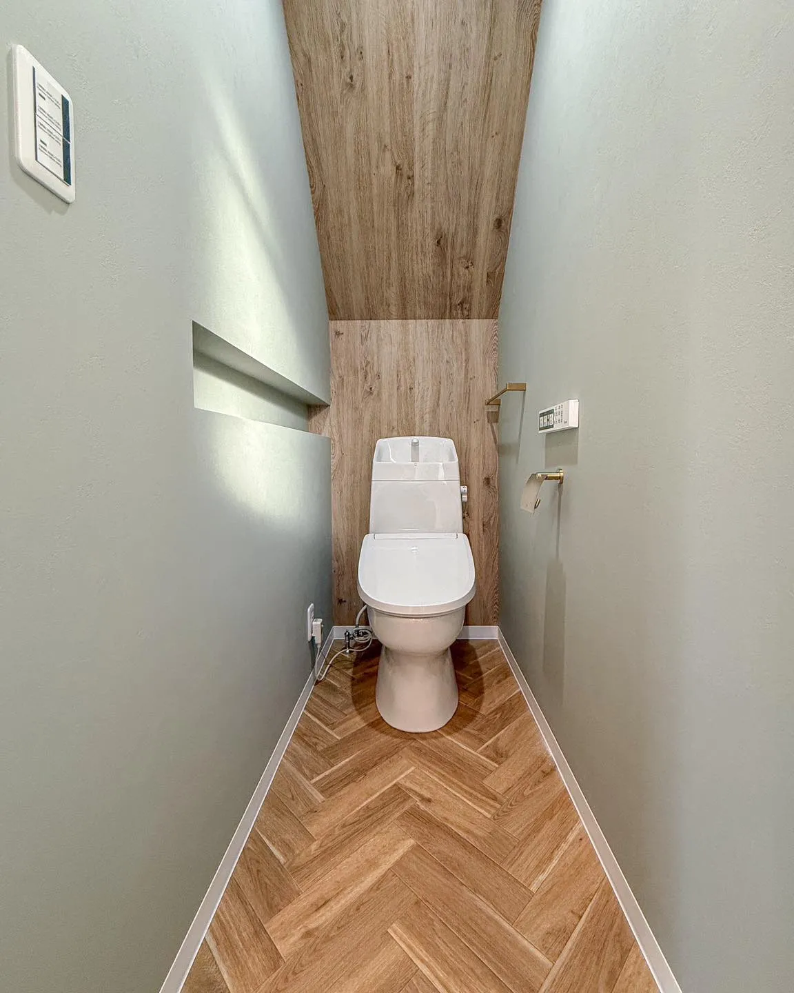 この家、シンプルなのに存在感抜群。