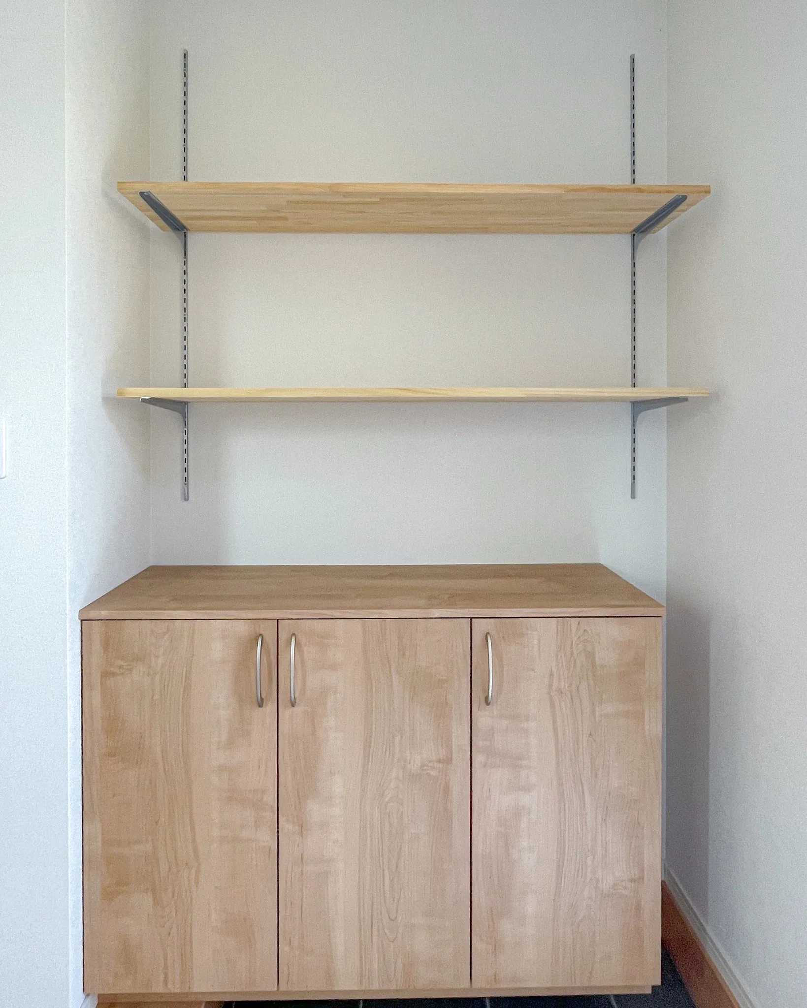 ナチュラルな木目と優しい色合いが広がるお家をルームツアーでご...