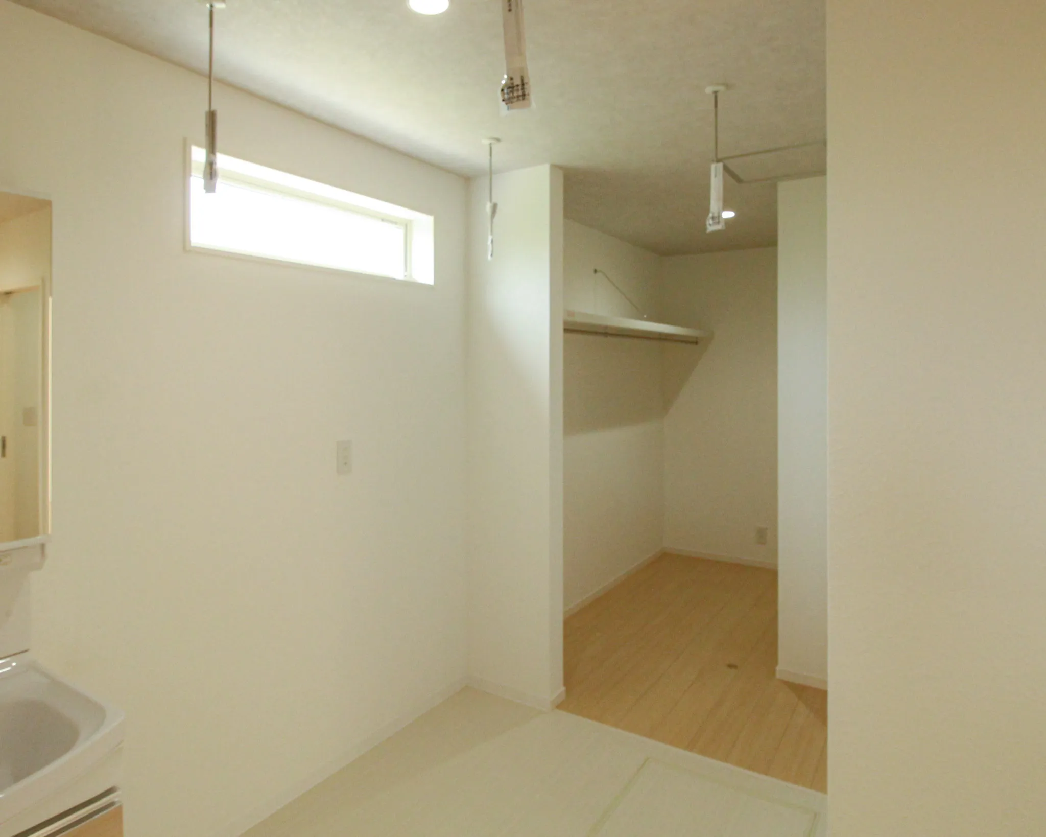 自然とつながるナチュラルデザインの平屋🏡🌿 木の温もりと開放...