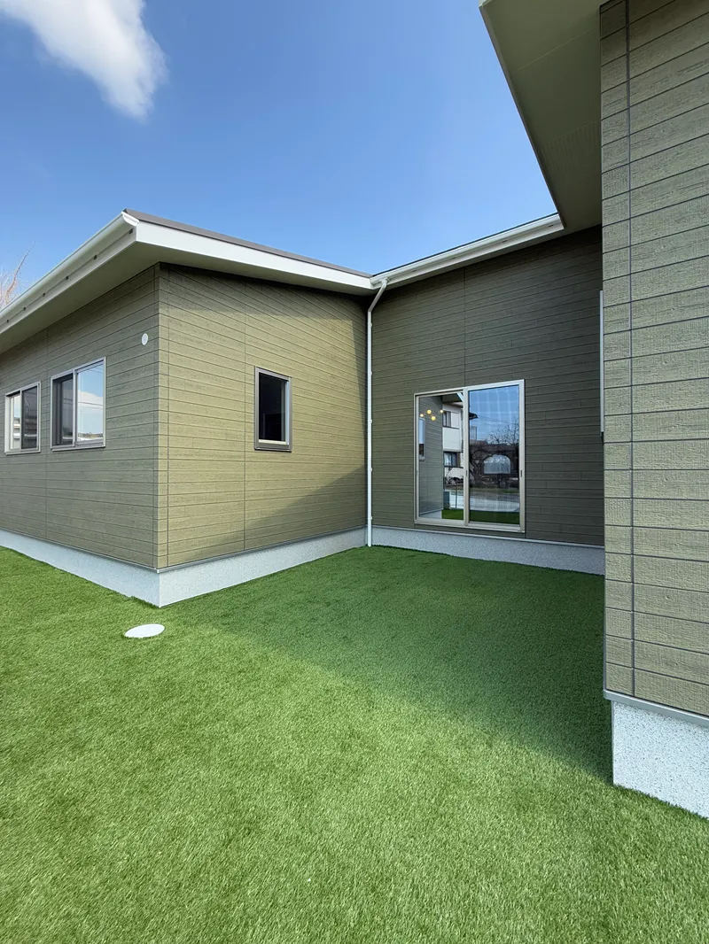 店舗併用）子育て真っ盛りのアイデア住宅