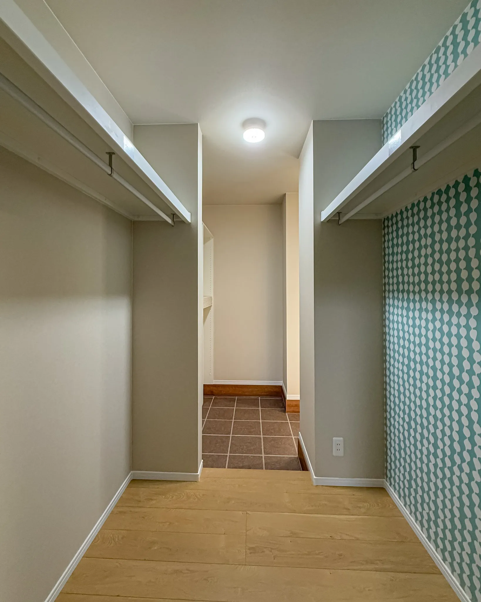 片流れ屋根が生み出すスマートなデザイン🏠✨ 外観も室内もこだ...