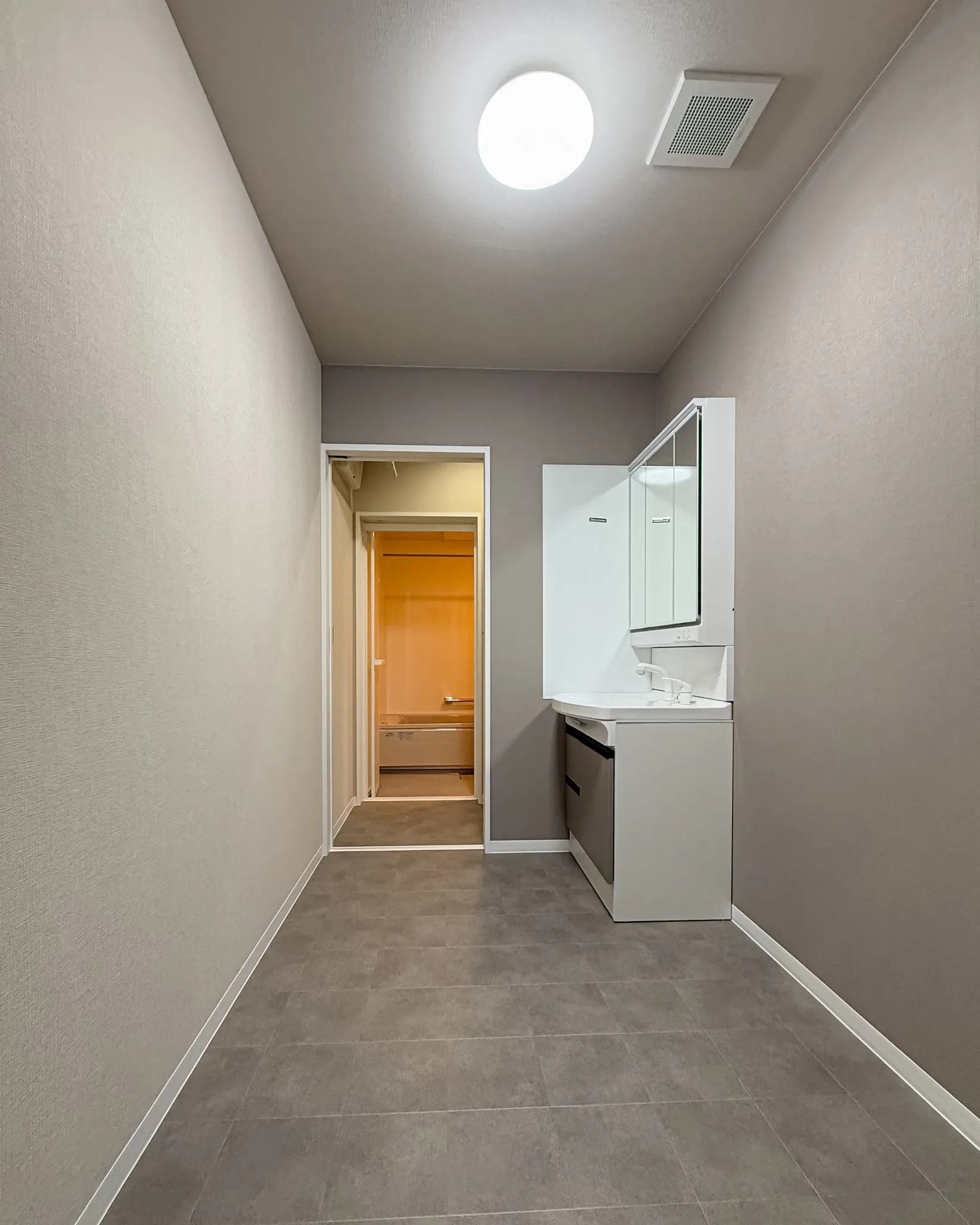 片流れ屋根が生み出すスマートなデザイン🏠✨ 外観も室内もこだ...