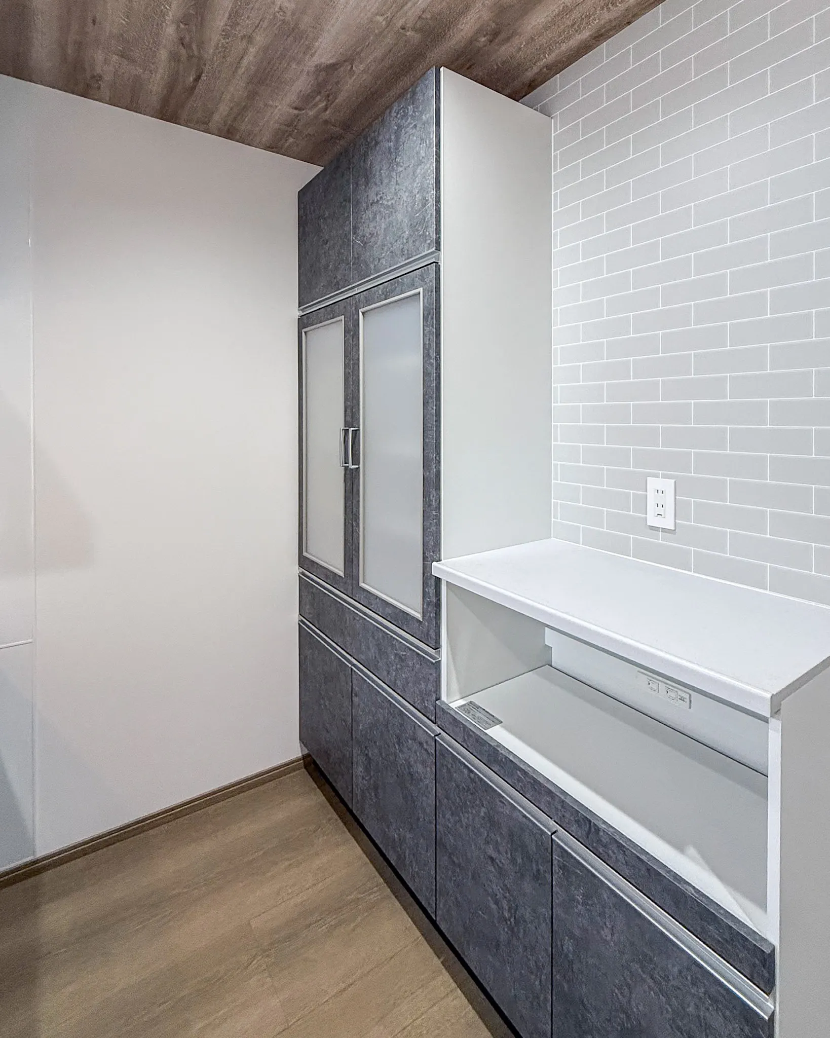 広々とした作業スペースとたっぷり収納で、毎日の料理がもっと快...