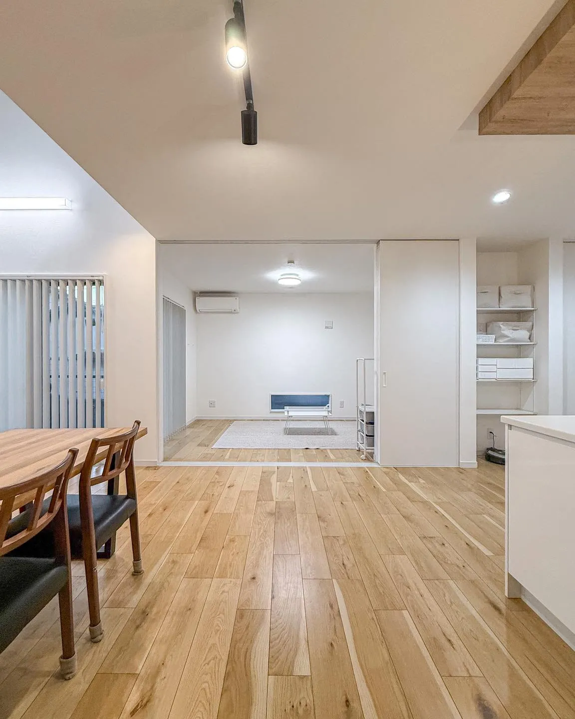 家族の声がつながる、吹き抜けリビングのあるお家🏠✨