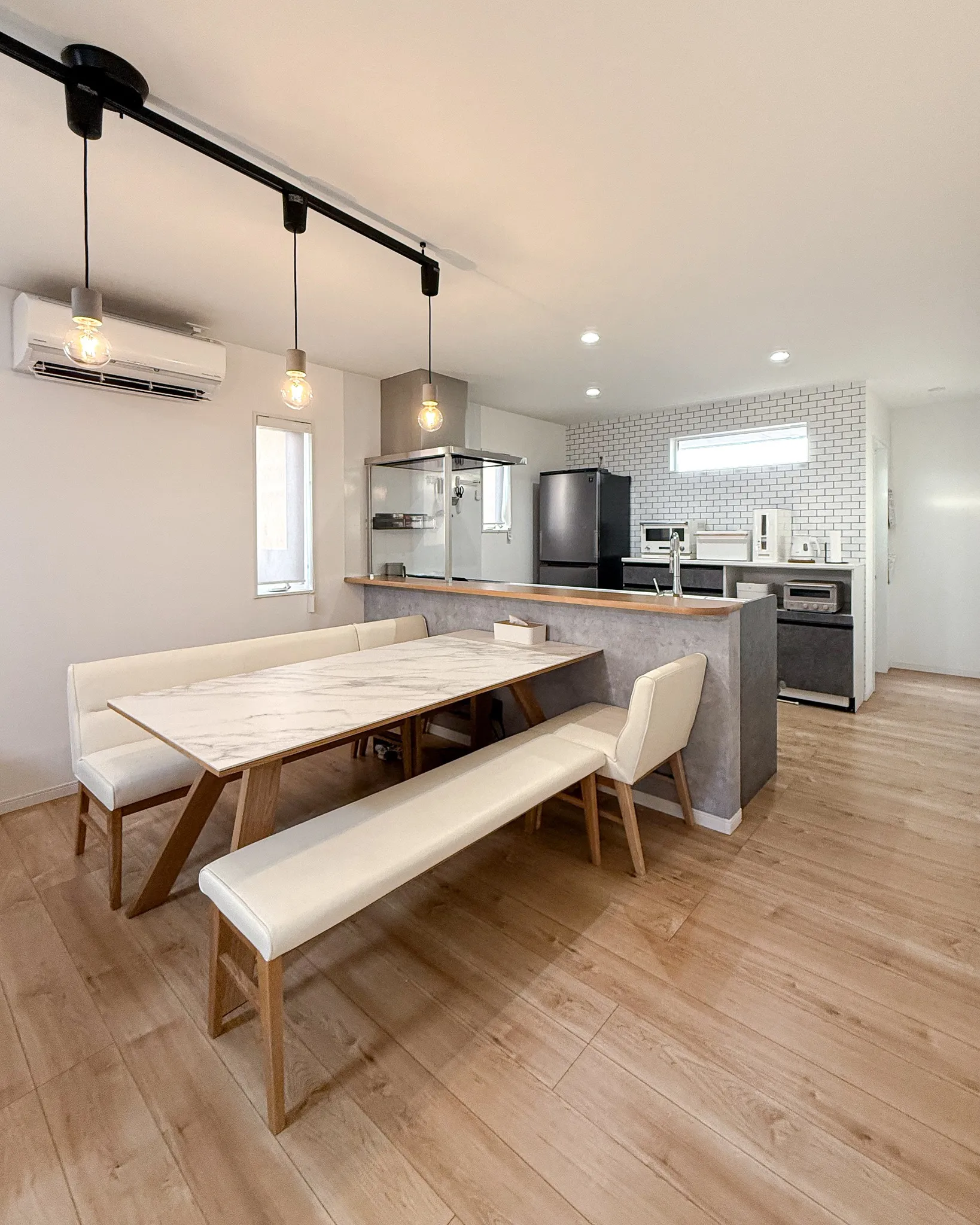 機能的な動線と洗練されたデザインが魅力のキッチン特集🍴✨