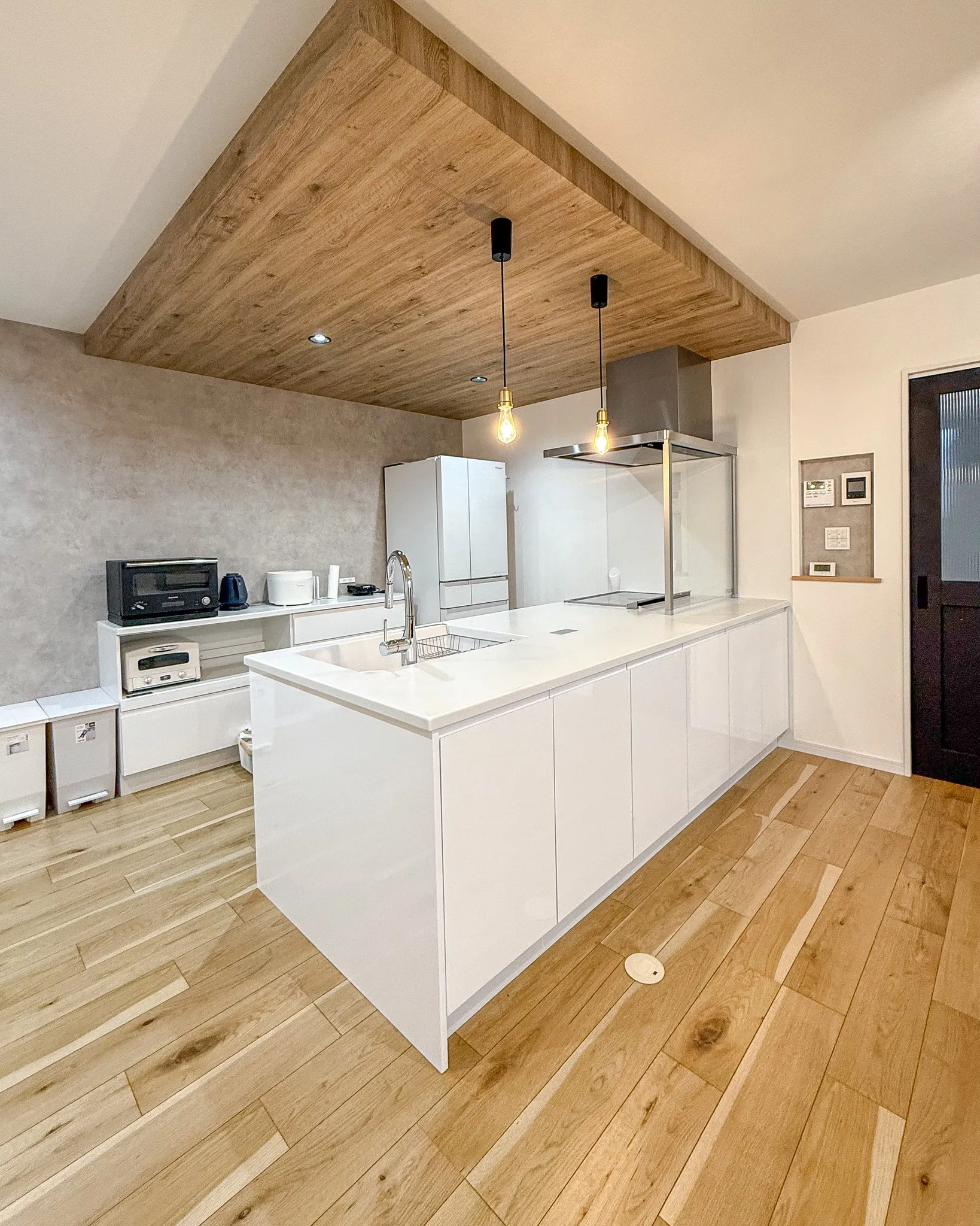 光と風が心地よく通り抜ける吹き抜けのあるお家🏠✨