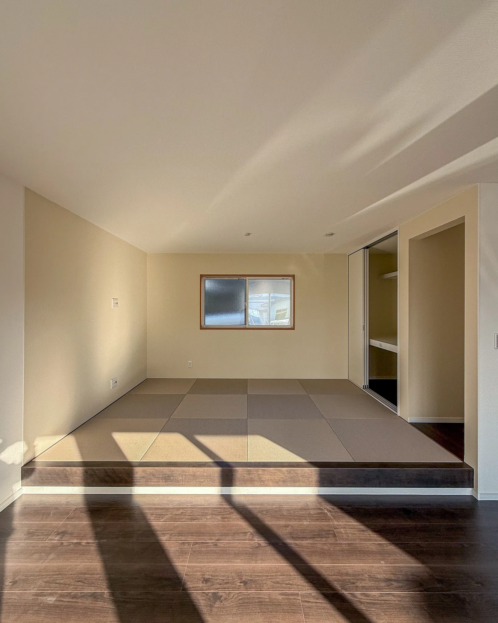 余白が心地いい、シンプルなLDK空間✨