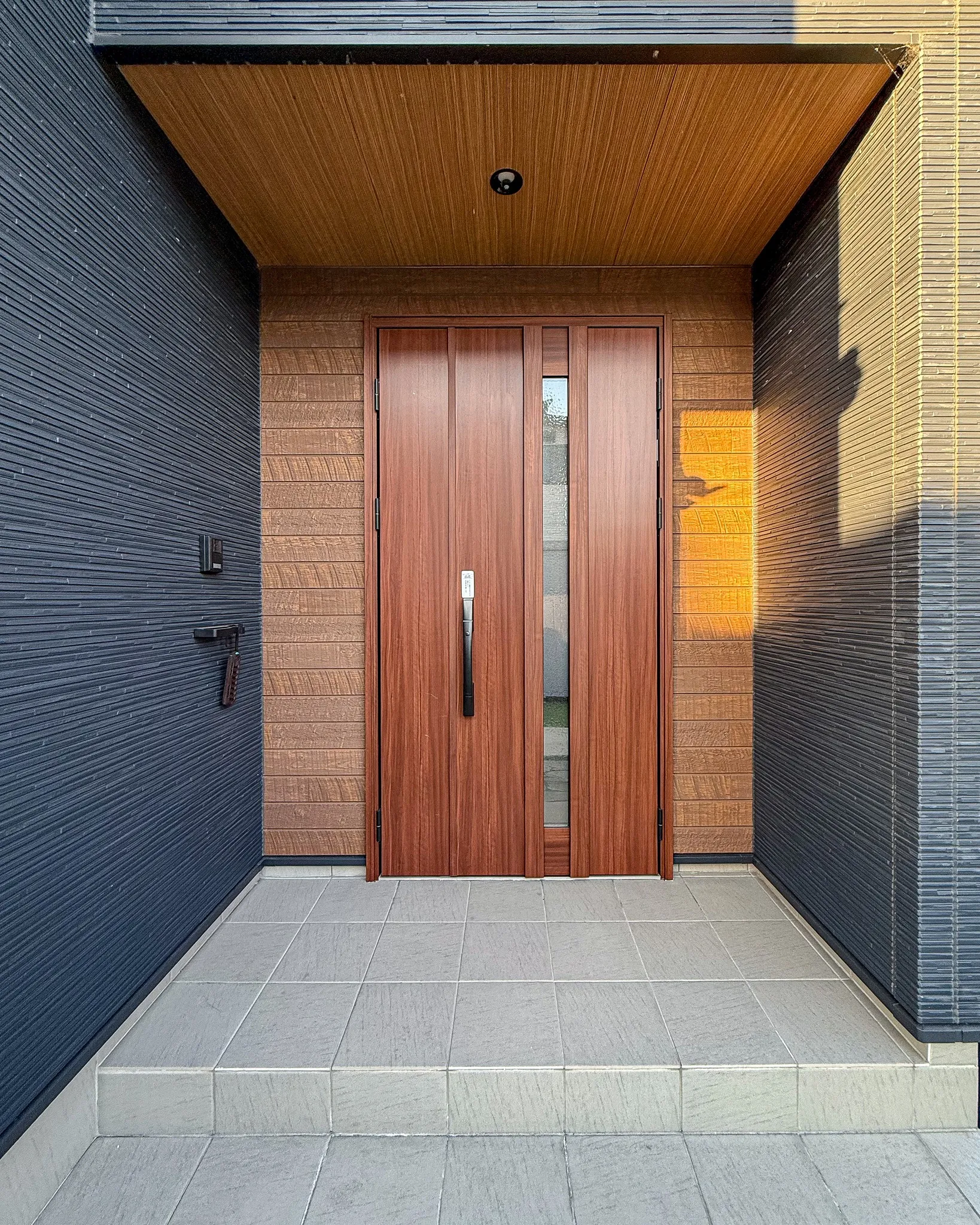 やさしい色合いと木の風合いが魅力のうお家🏡