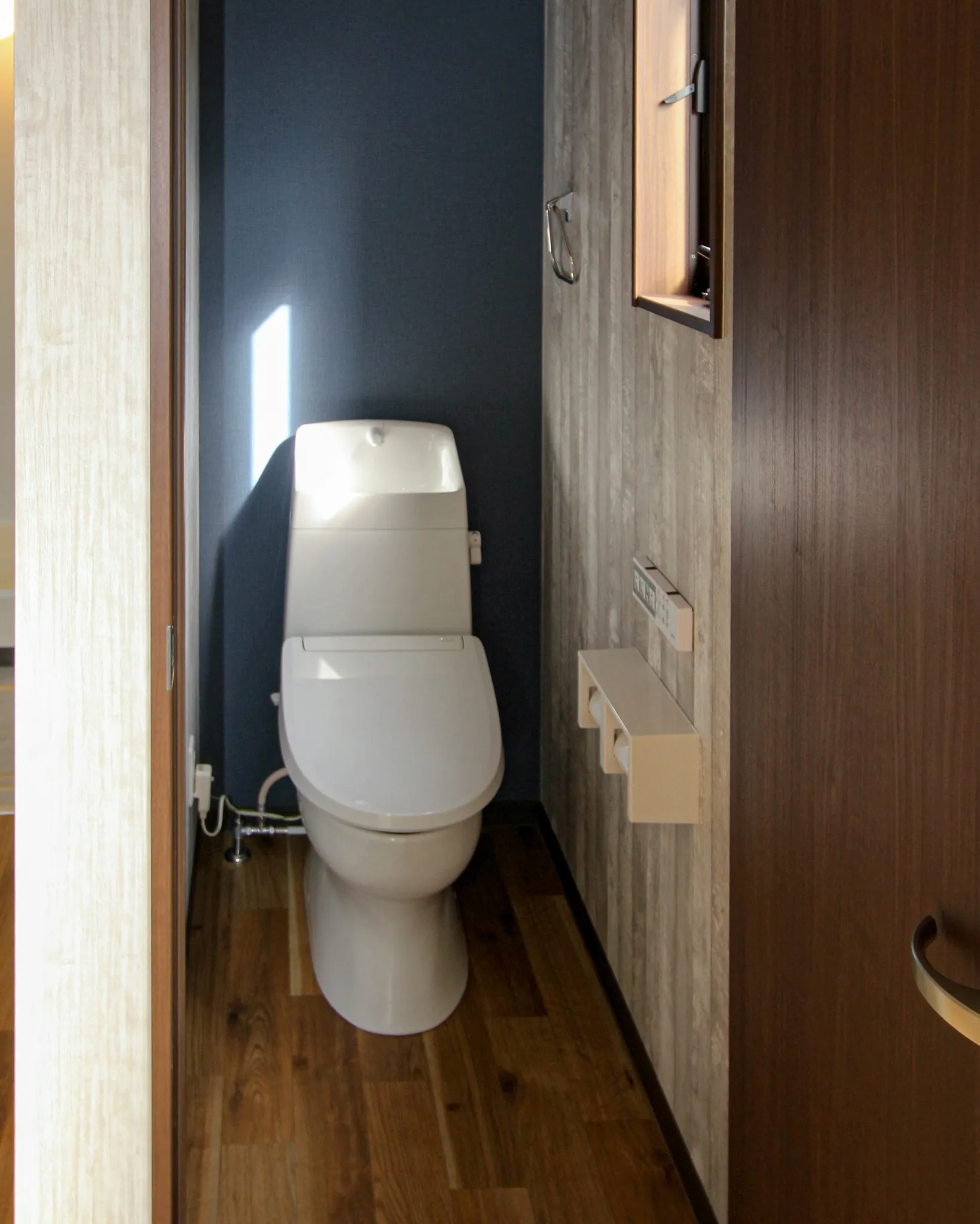 トイレ空間もおしゃれに演出🚽