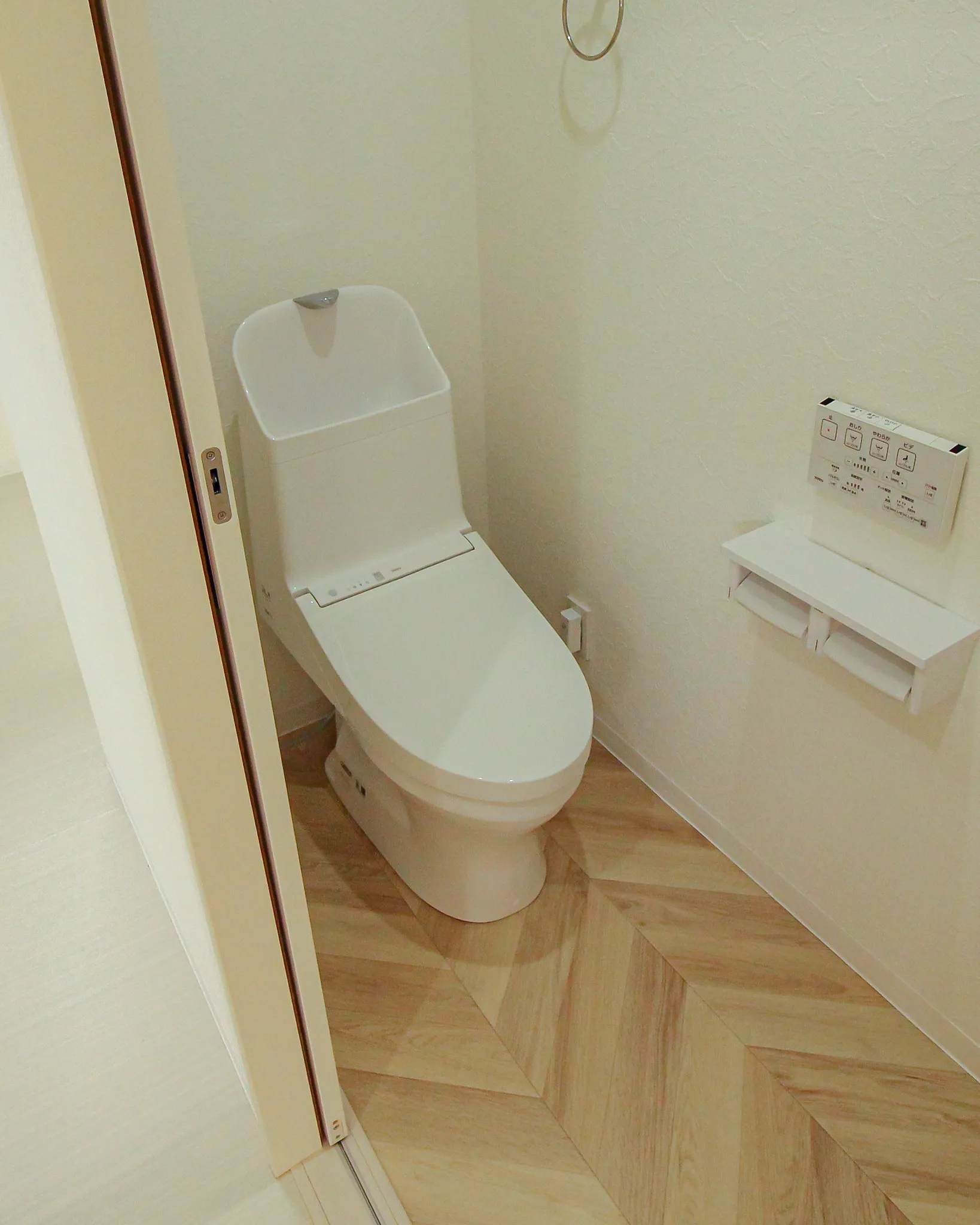 トイレ空間もおしゃれに演出🚽