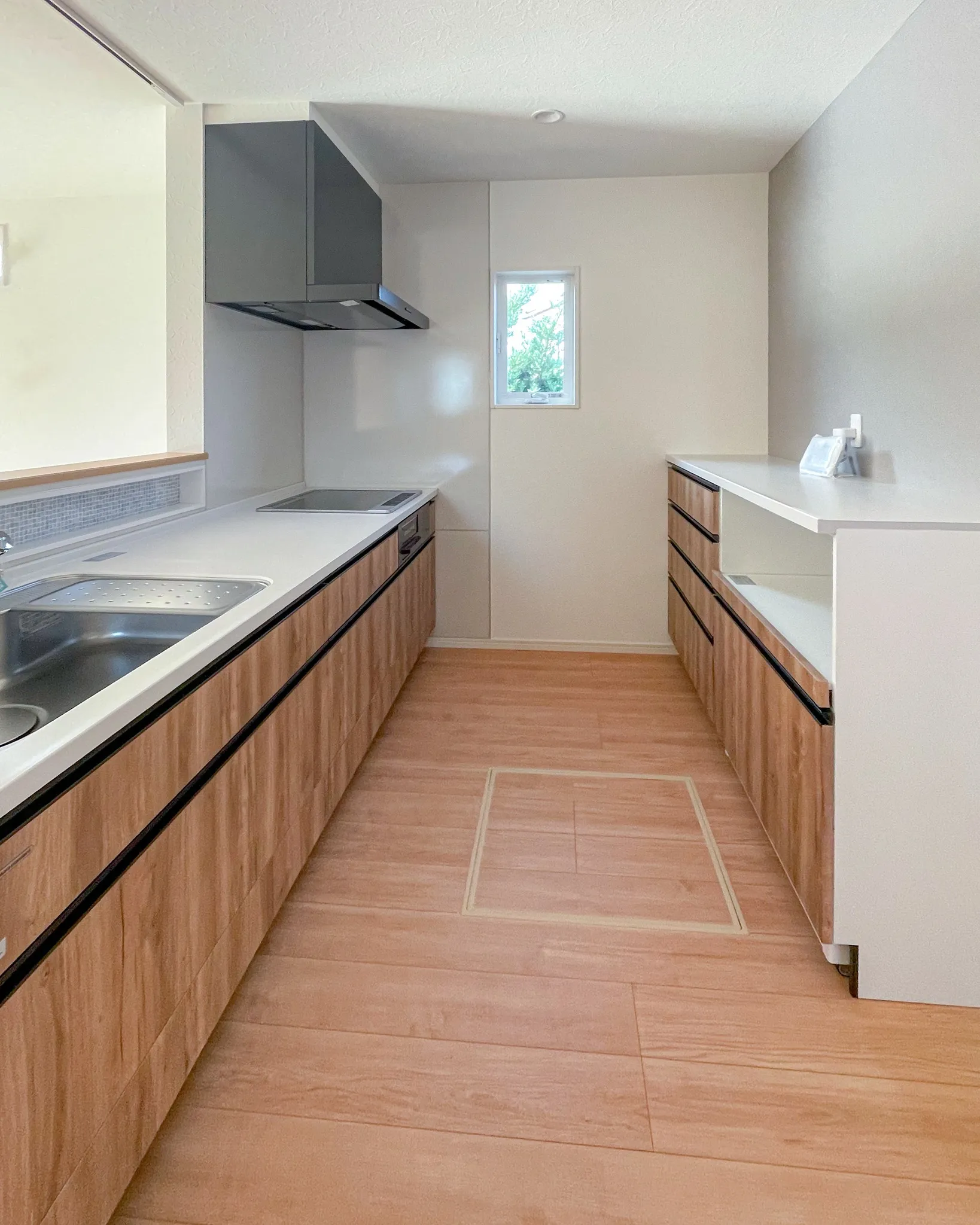 ナチュラルな木目と優しい色合いが広がるお家をルームツアーでご...