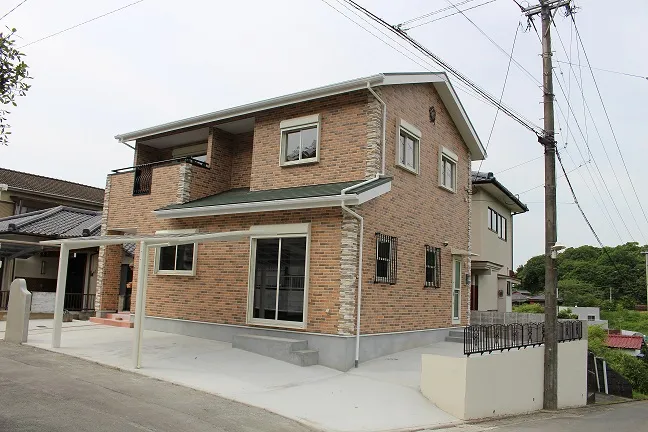 大容量のシューズクローゼットのあるこだわりの家