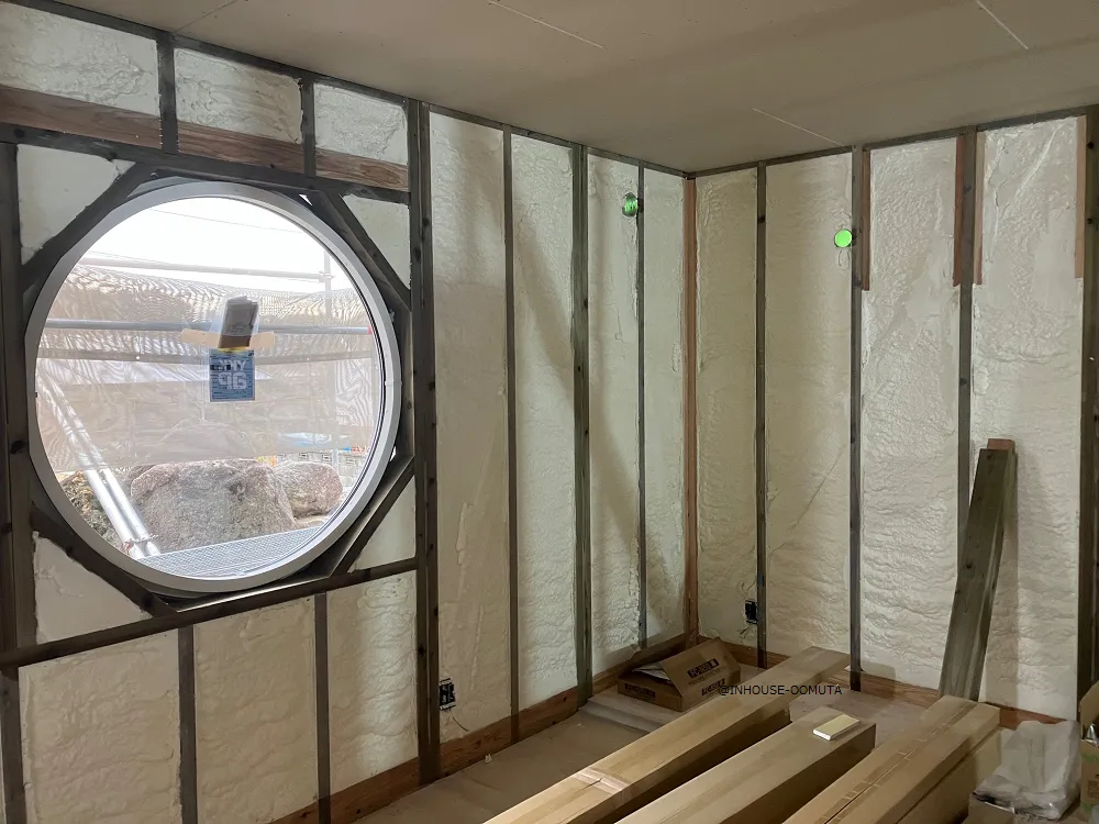 大牟田市I様邸　吹付断熱工事