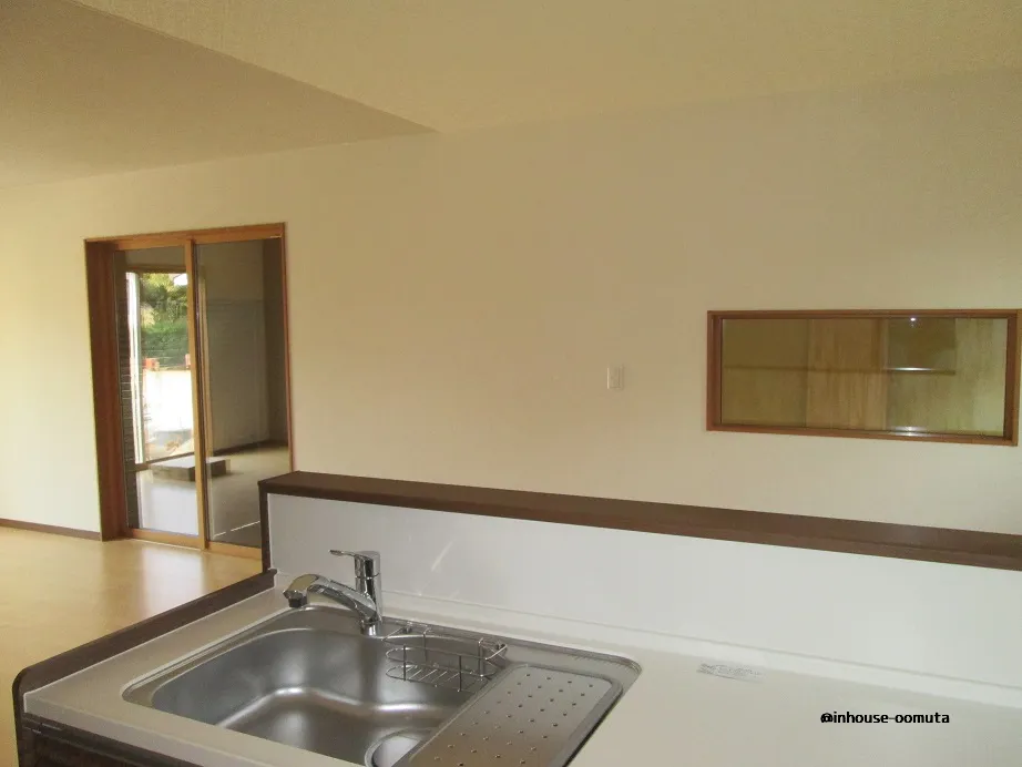 趣味のバイクを眺める家